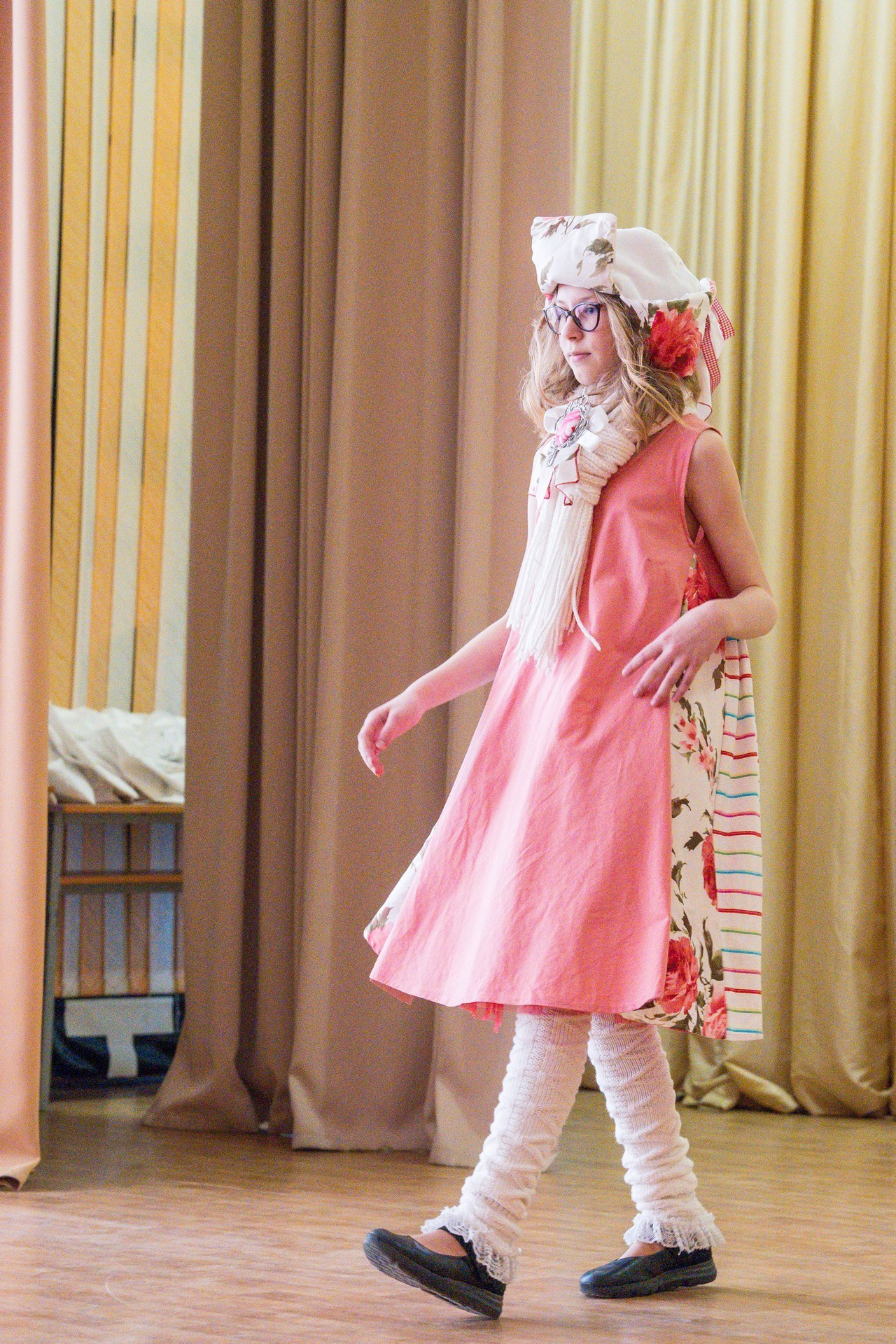 Царскосельский кутюрье. Репортажная съёмка в Санкт-Петербурге, Константин Петров