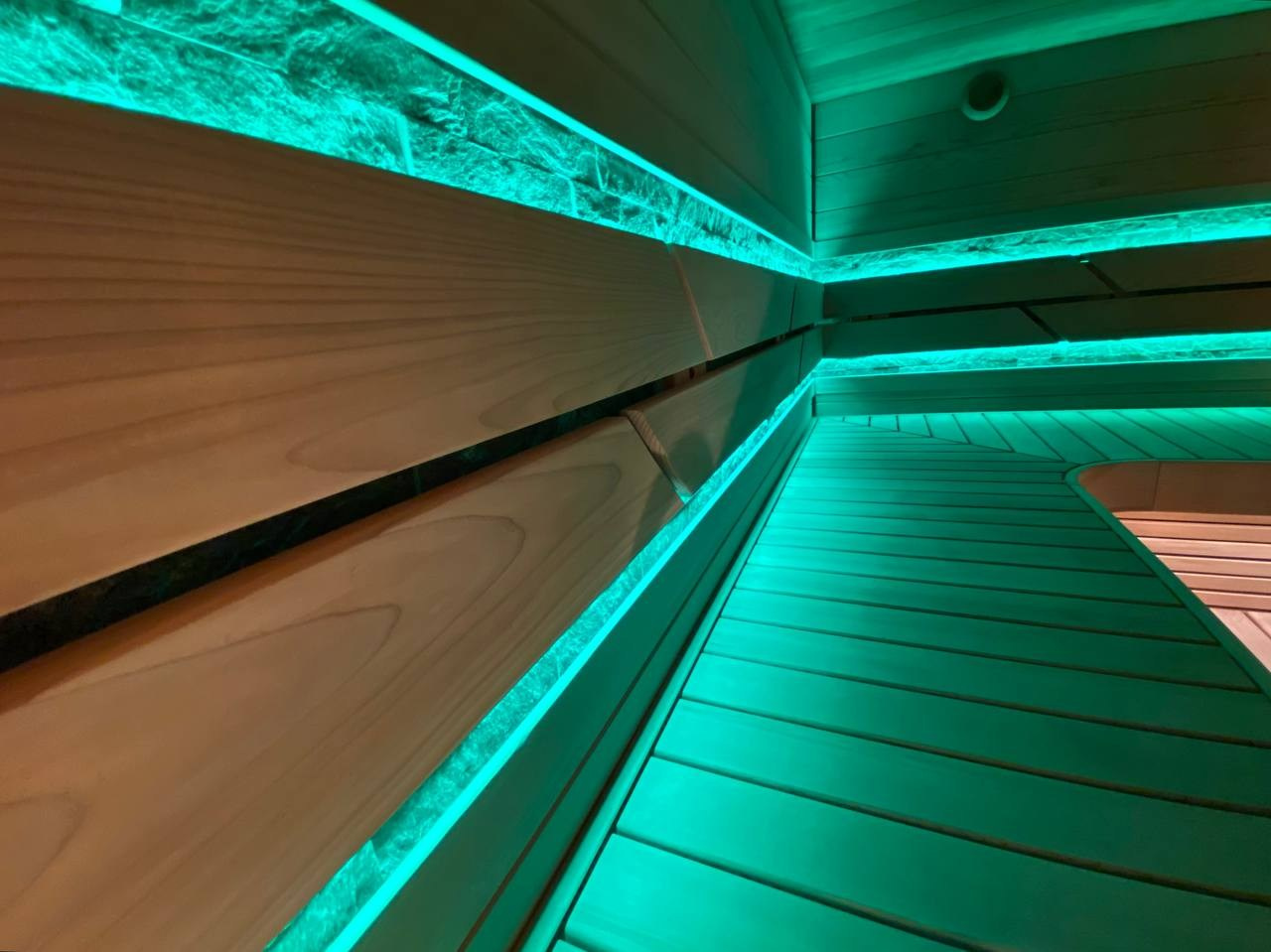 Уникальная парная в Магнитогорске от MBSaun: авторский проект, тёплая атмосфера и всё для комфортного парения. SaunaTopMasters