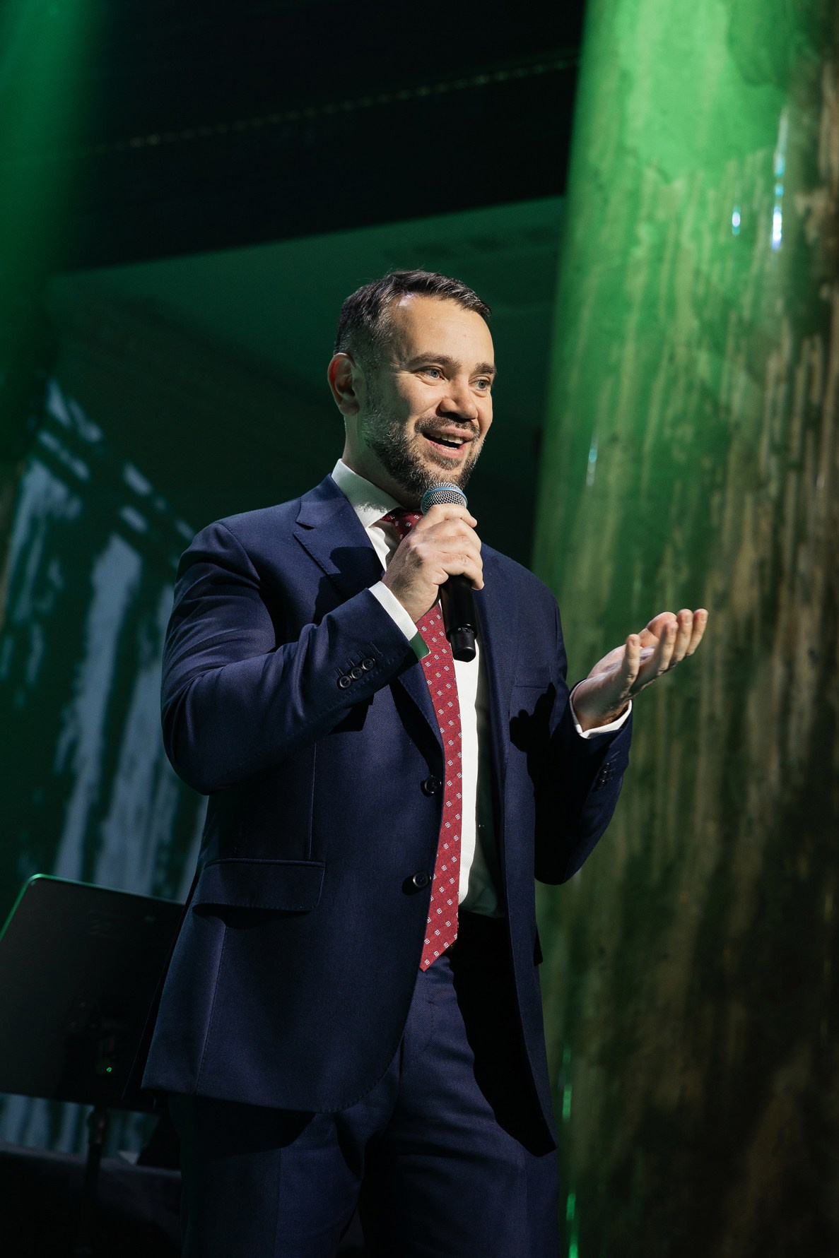 Репортажная фотосъемка День Рождения компании в Санкт-Петербурге