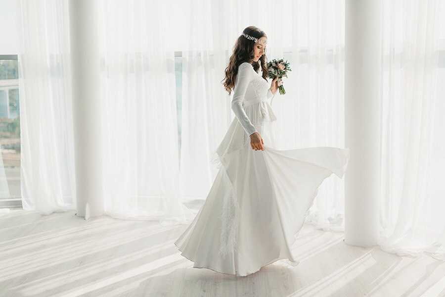 Примеры свадебных платьев. Модельер Евгений Бременев