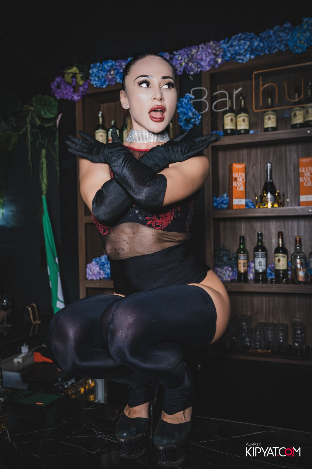 UYAT EMES BAR. КИПЯТКОМ АЛМАТЫ!