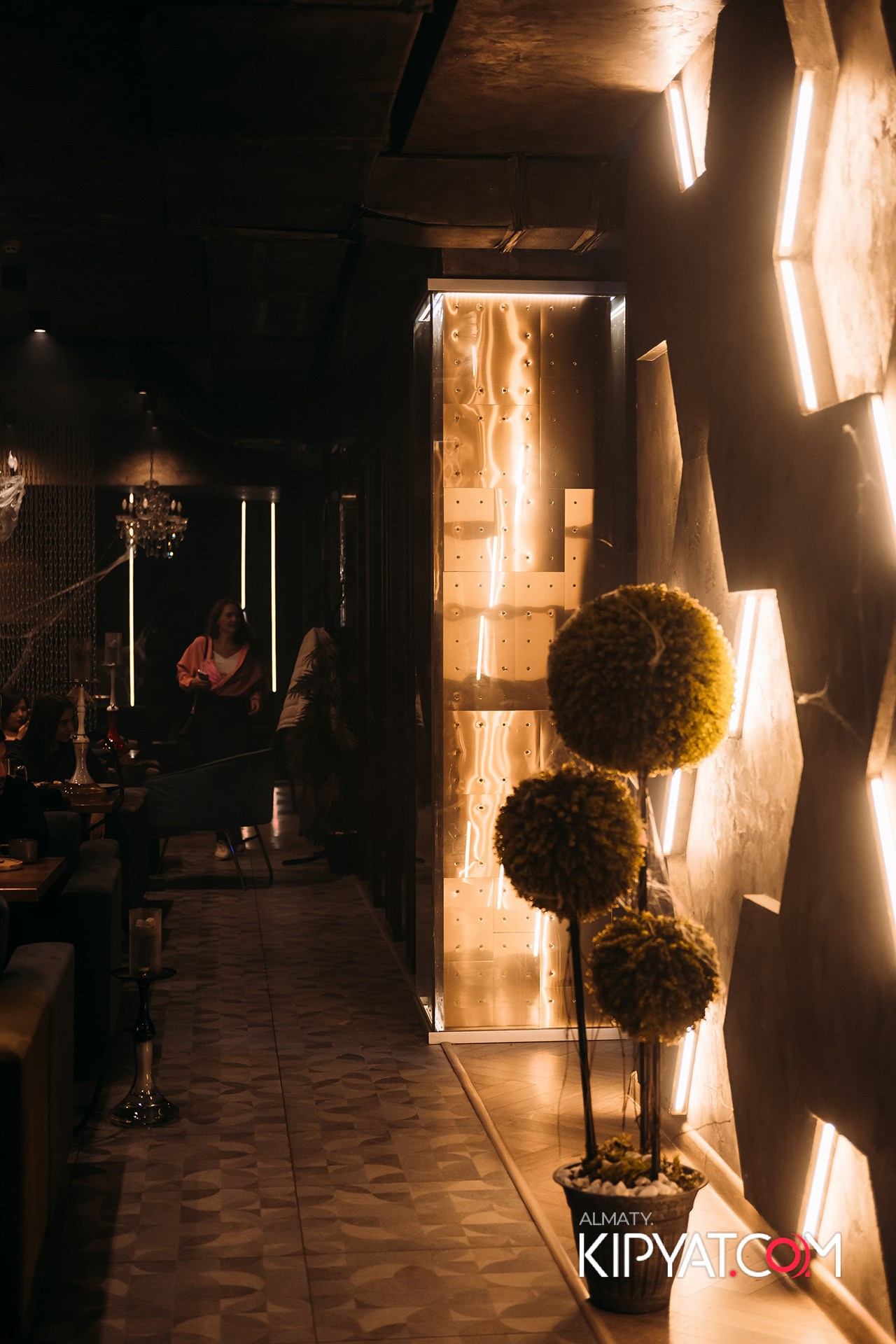 ROTANA GRILL LOUNGE. КИПЯТКОМ АЛМАТЫ!