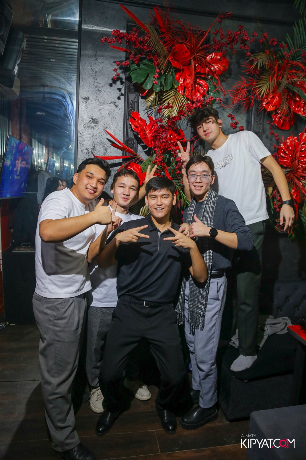 УХО И МЕДВЕДЬ НА САИНА. КИПЯТКОМ АЛМАТЫ! Фотосъемка мероприятий в Алматы