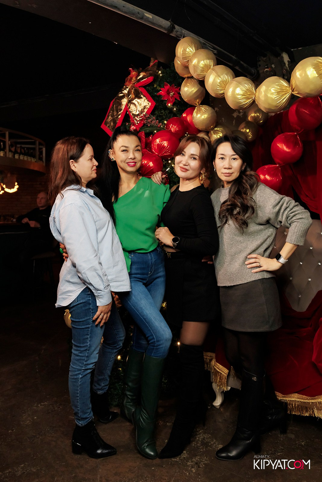 МУЗЫКАЛЬНОЕ ЛОТО В HIT RETRO. КИПЯТКОМ АЛМАТЫ! Фотосъемка мероприятий в Алматы