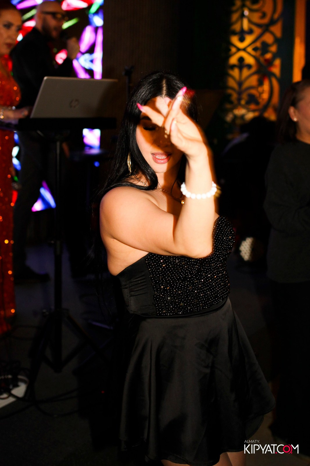 РЕСТОРАН ВЕСЕЛИДЗЕ НА ШЕВЧЕНКО. КИПЯТКОМ АЛМАТЫ! Фотосъемка мероприятий в Алматы