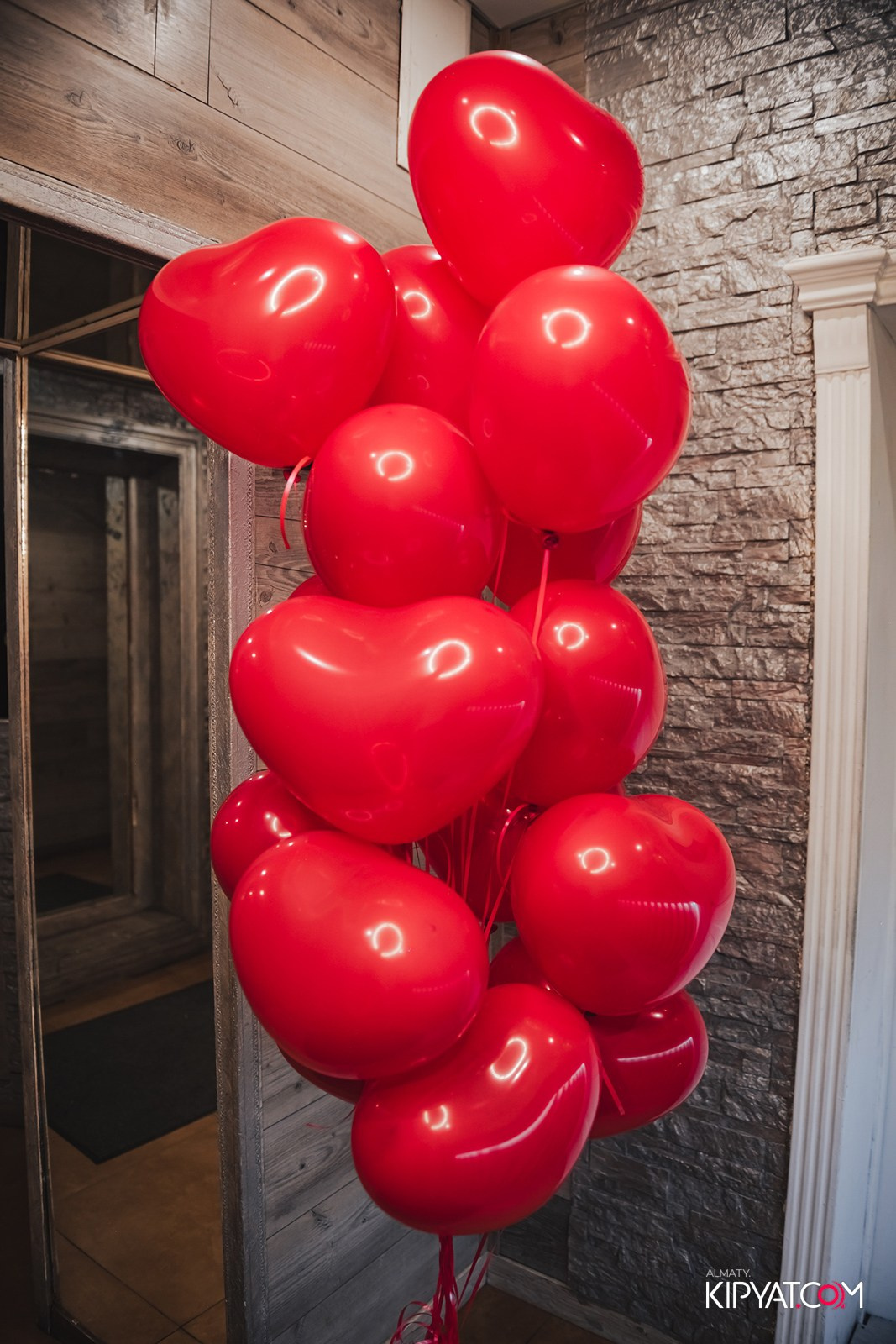 УХО И МЕДВЕДЬ НА ГАГАРИНА. КИПЯТКОМ АЛМАТЫ!