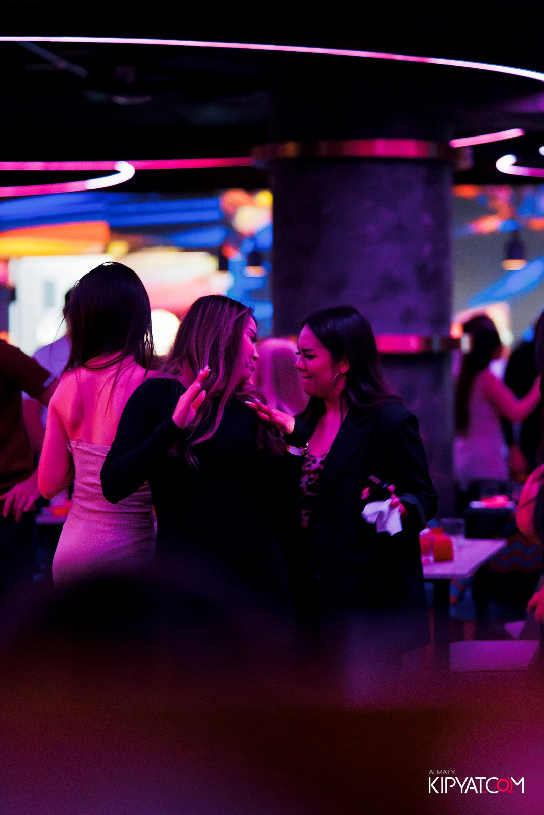 EVENT BAR. КИПЯТКОМ АЛМАТЫ!