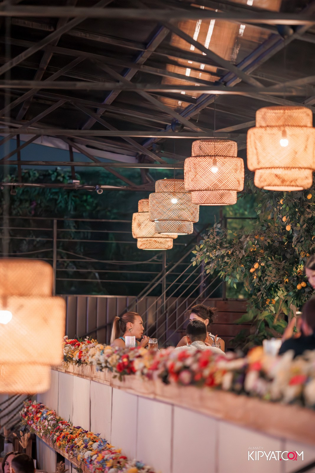 MYKONOS BAR. КИПЯТКОМ АЛМАТЫ!