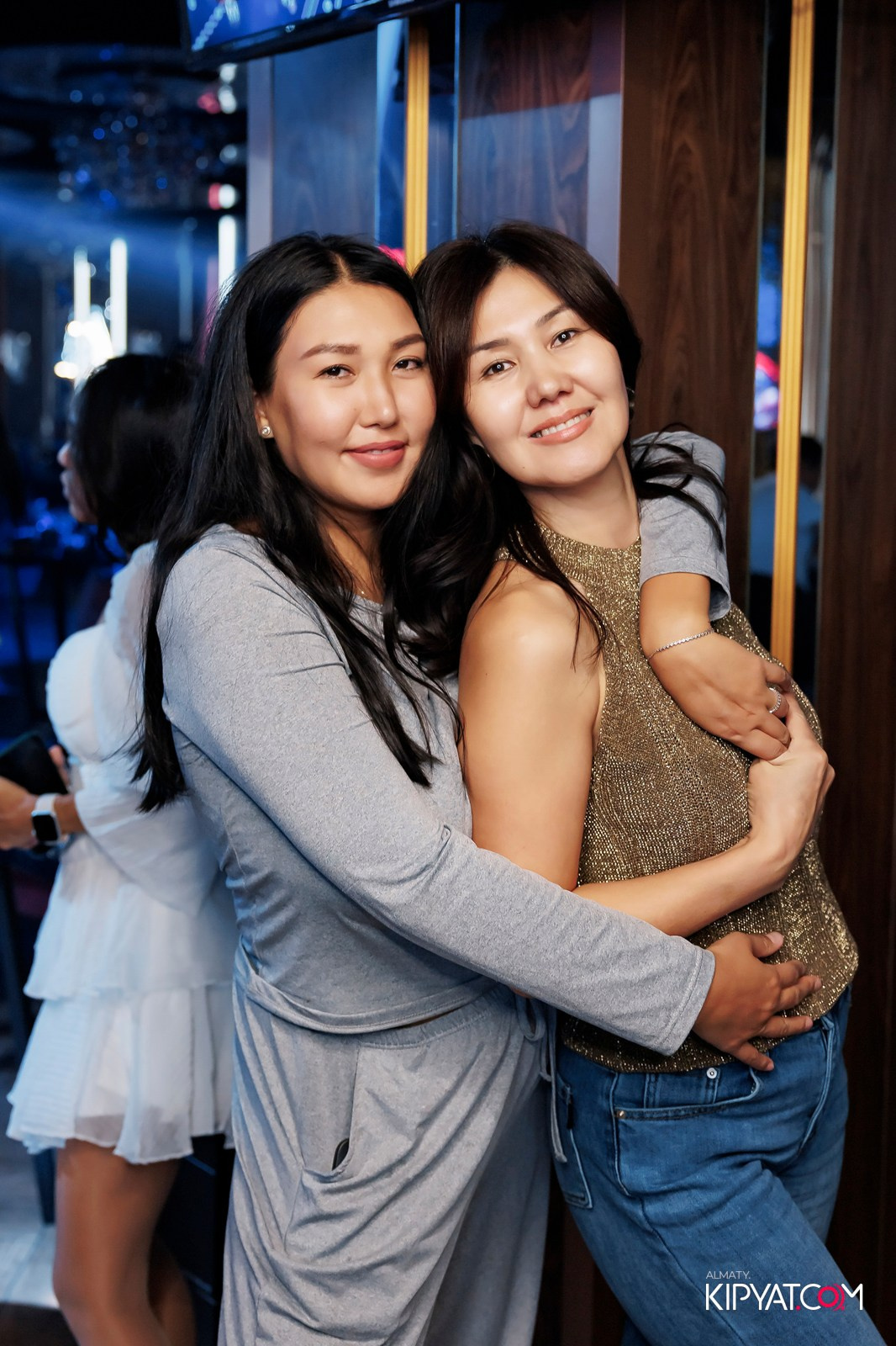 ЗАЯ, НА БИС. КИПЯТКОМ АЛМАТЫ!