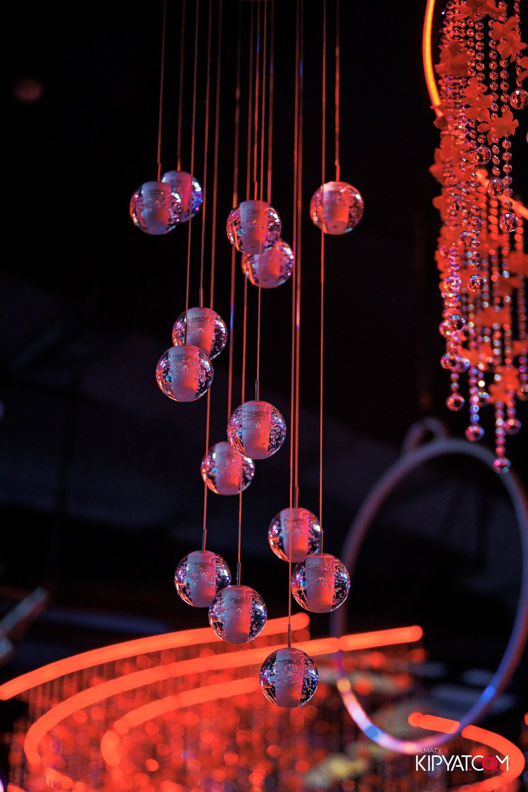 FRIENDS BAR & TERRACE. КИПЯТКОМ АЛМАТЫ!