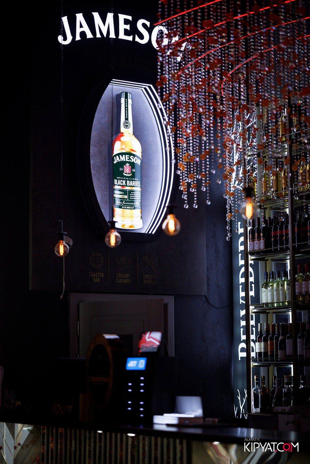 FRIENDS BAR & TERRACE. КИПЯТКОМ АЛМАТЫ! Фотосъемка мероприятий в Алматы