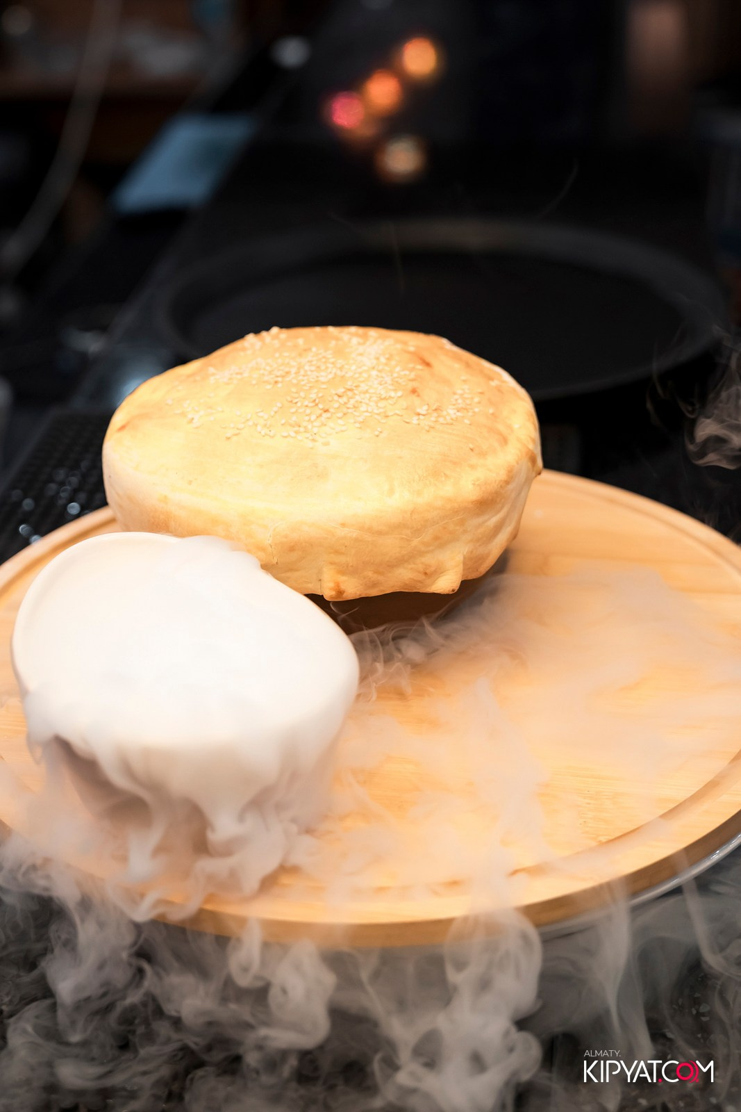 СЕМЕЙНЫЙ РЕСТОРАН BAZAAR. КИПЯТКОМ АЛМАТЫ!