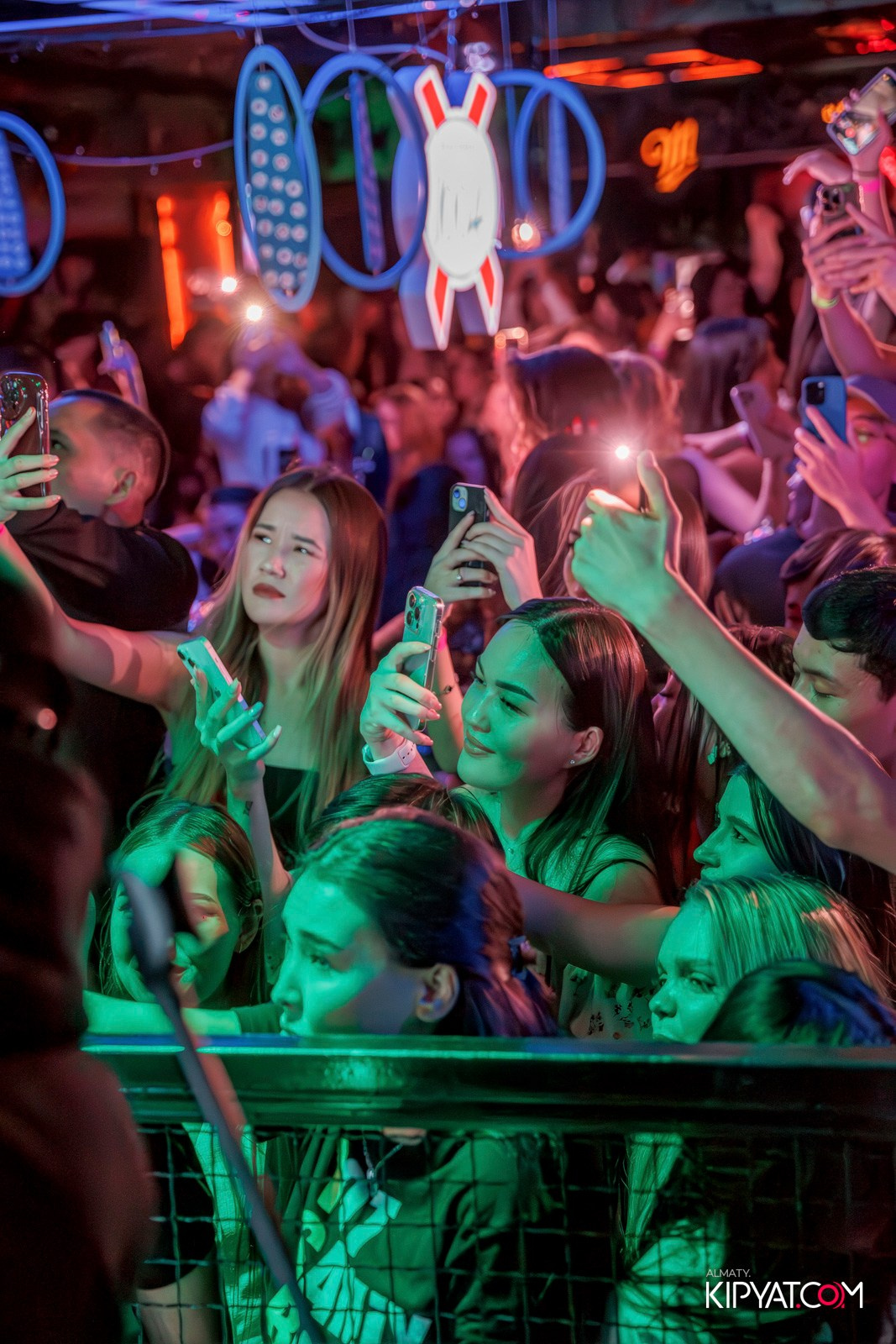 BHB. КИПЯТКОМ АЛМАТЫ!