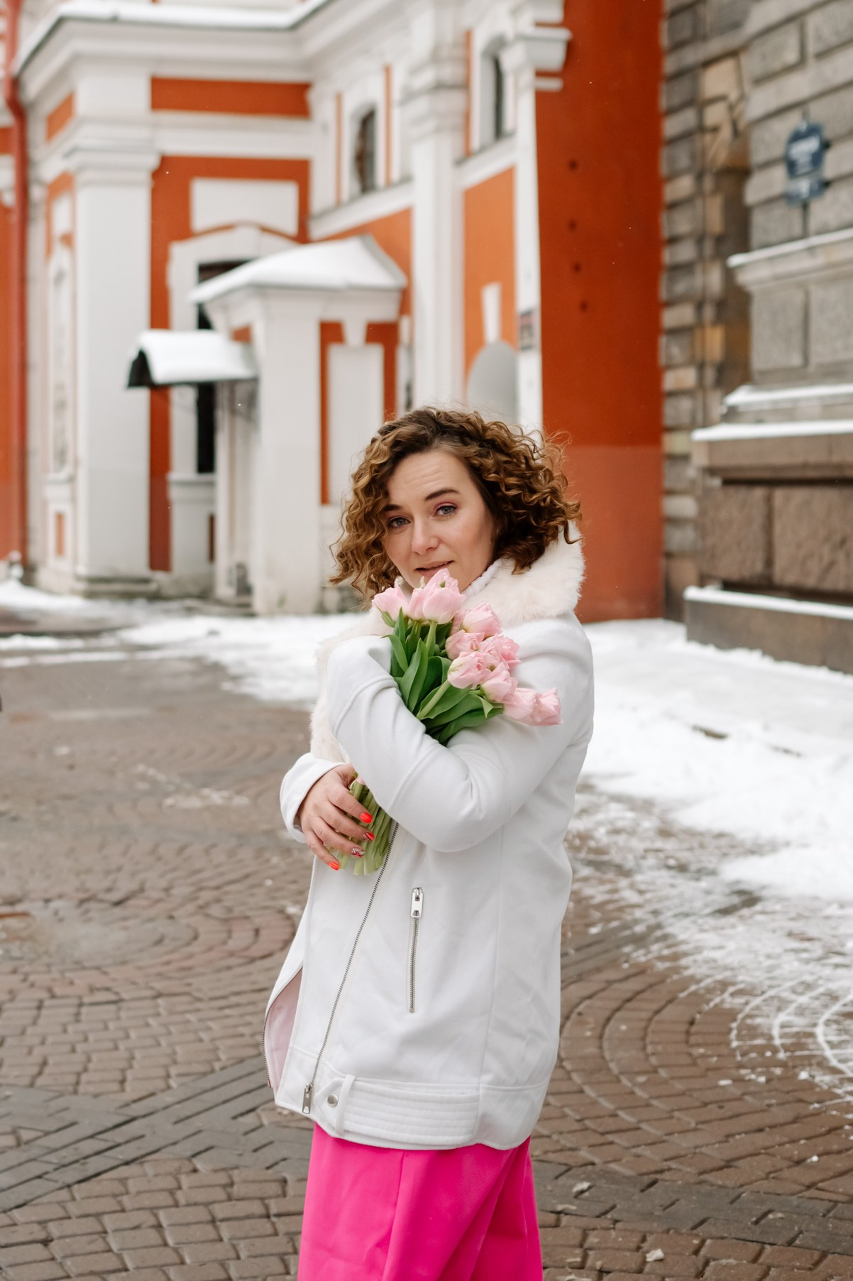 Юля с тюльпанами. Свадебный и сеейный фотограф в Санкт-Петербурге Елена Худякова