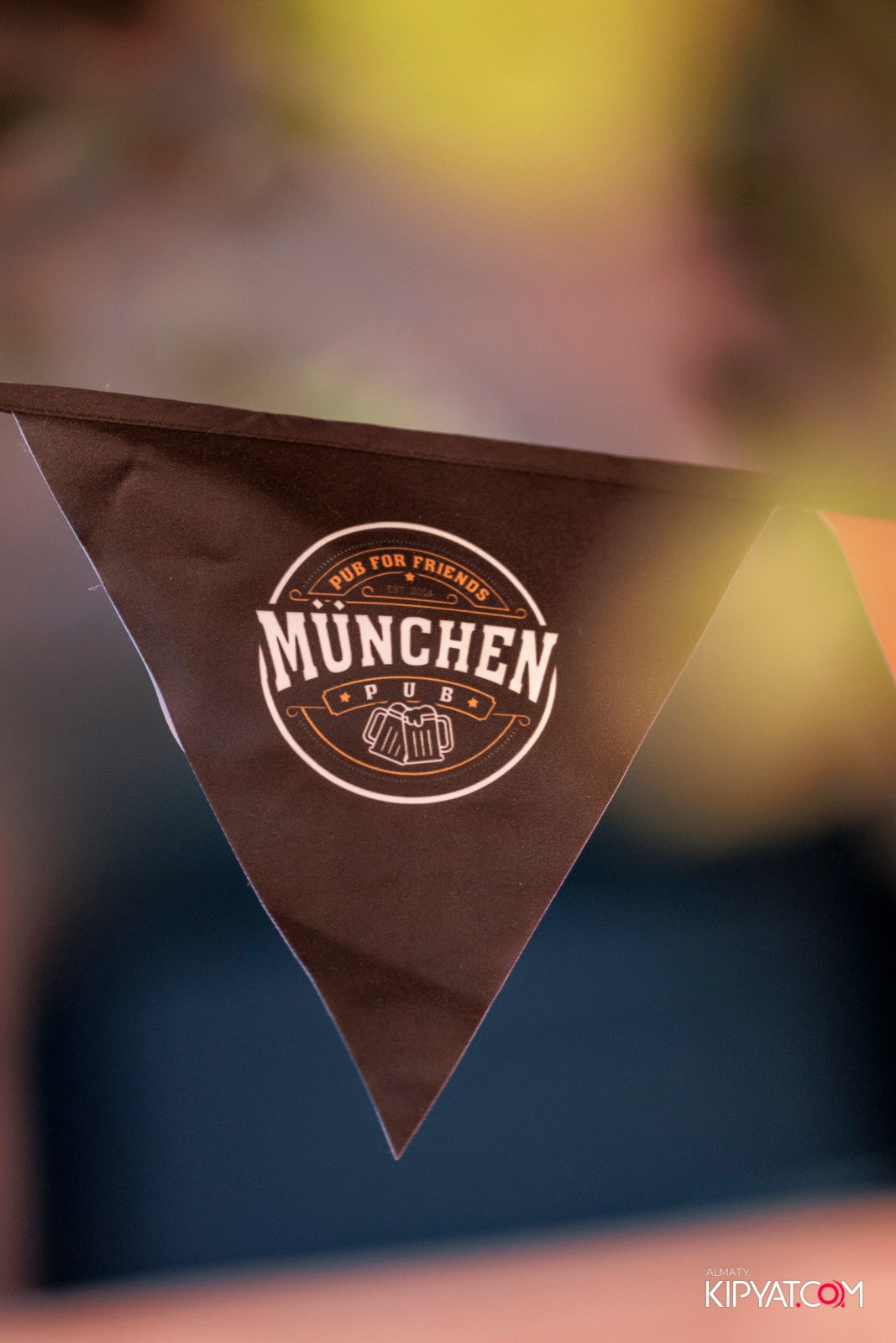 MUNCHEN PUB. КИПЯТКОМ АЛМАТЫ!