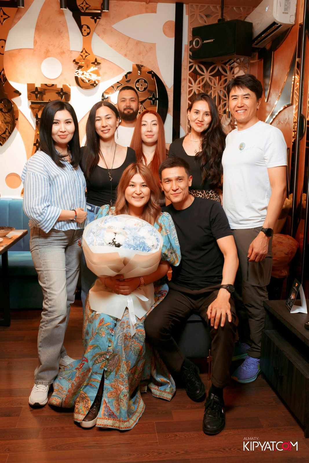 УХО И МЕДВЕДЬ НА КУРМАНГАЗЫ. КИПЯТКОМ АЛМАТЫ! Фотосъемка мероприятий в Алматы