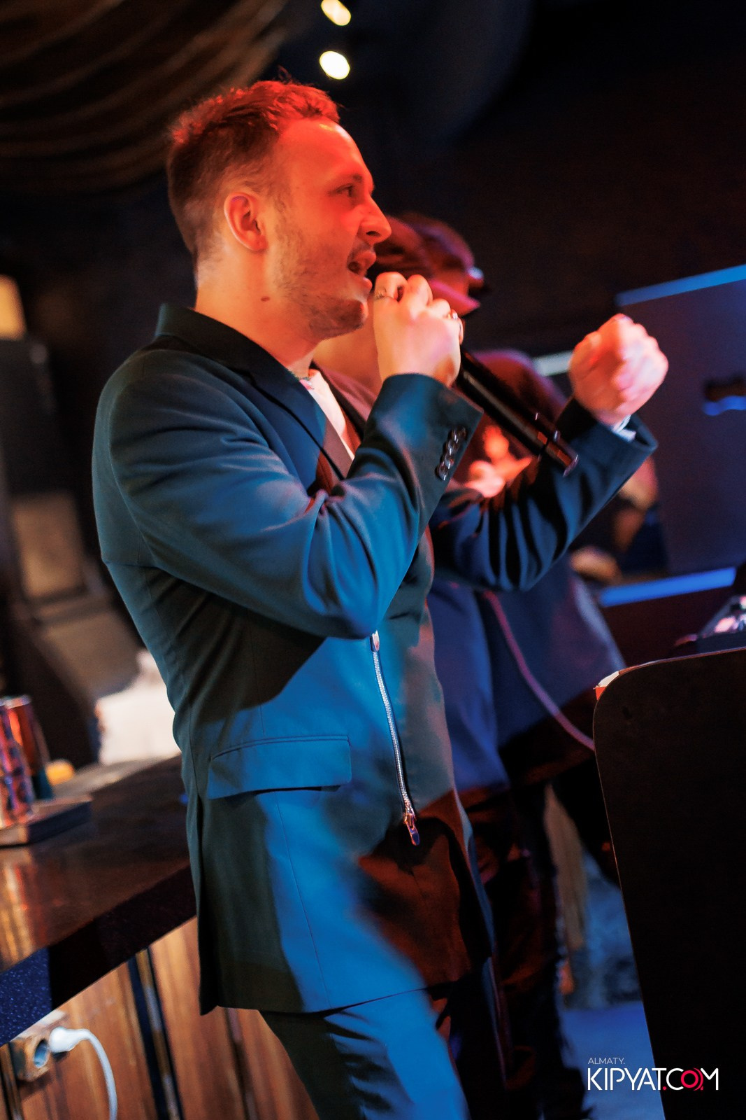 MOOD KARAOKE & TERRACE. КИПЯТКОМ АЛМАТЫ!