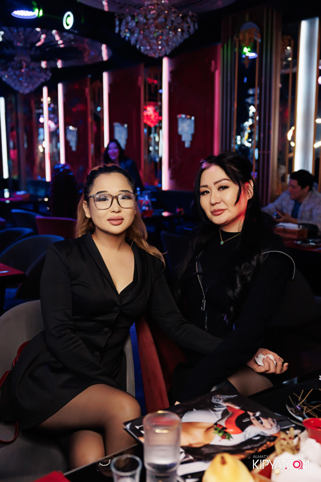 ЗАЯ, НА БИС. КИПЯТКОМ АЛМАТЫ!