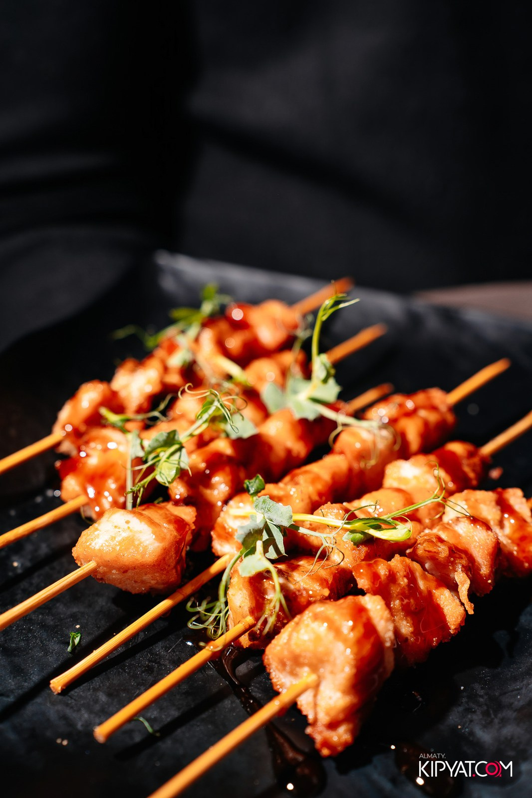 УХО И МЕДВЕДЬ НА ГАГАРИНА. КИПЯТКОМ АЛМАТЫ!