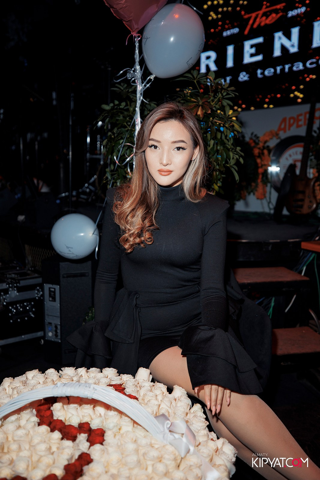 FRIENDS BAR & TERRACE. КИПЯТКОМ АЛМАТЫ! Фотосъемка мероприятий в Алматы