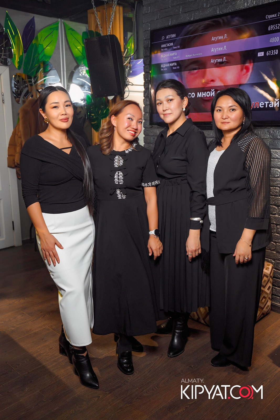 УХО И МЕДВЕДЬ НА ГАГАРИНА. КИПЯТКОМ АЛМАТЫ!