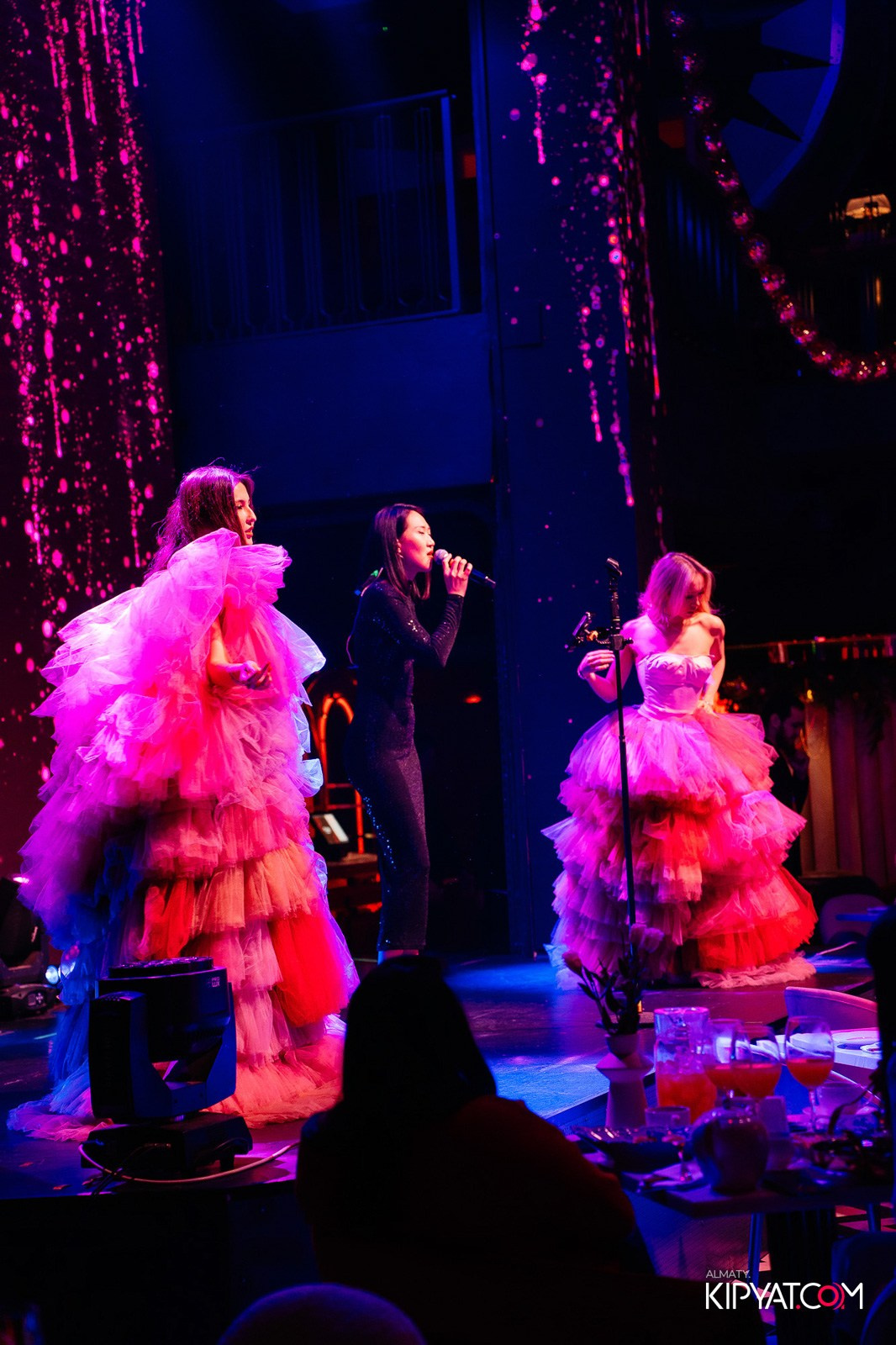 QUEEN. КИПЯТКОМ АЛМАТЫ!