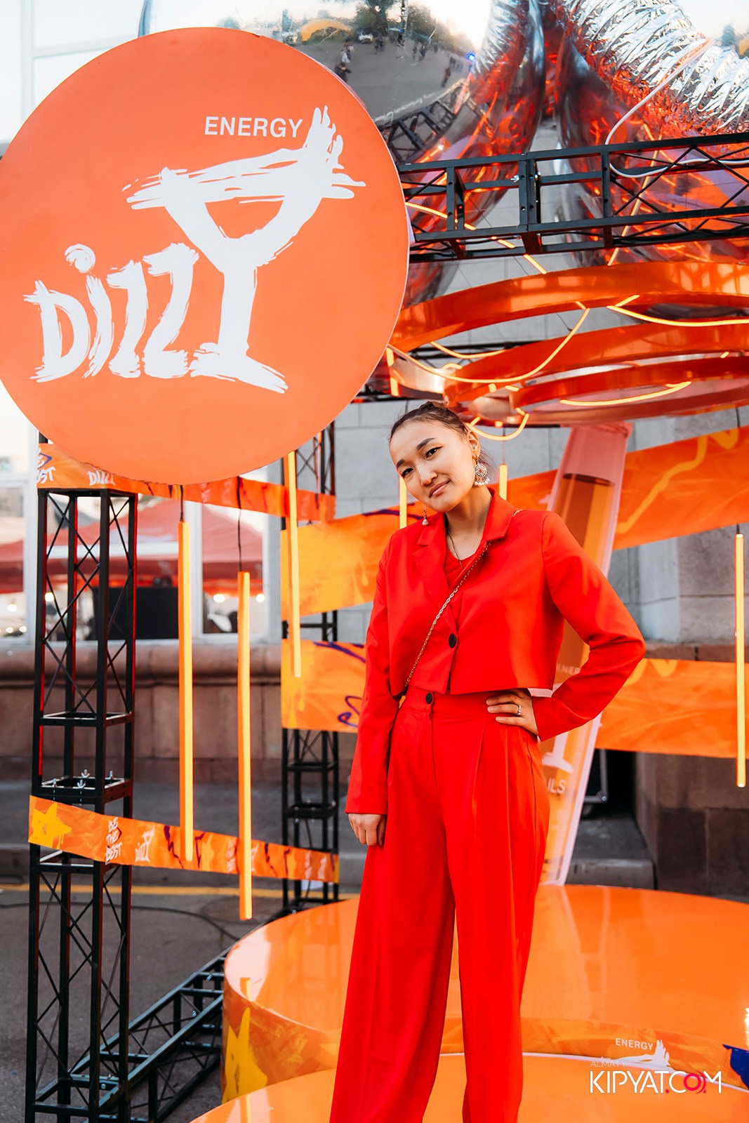 КОНЦЕРТ МИРАСА ЖУГУНУСОВА НА ЦЕНТРАЛЬНОМ СТАДИОНЕ. КИПЯТКОМ АЛМАТЫ!