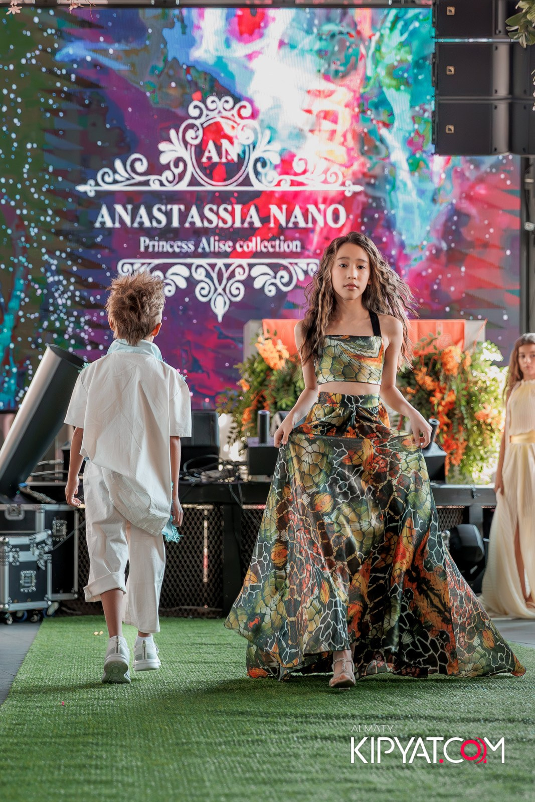 PROM KIDS FASHION SHOW. КИПЯТКОМ АЛМАТЫ!