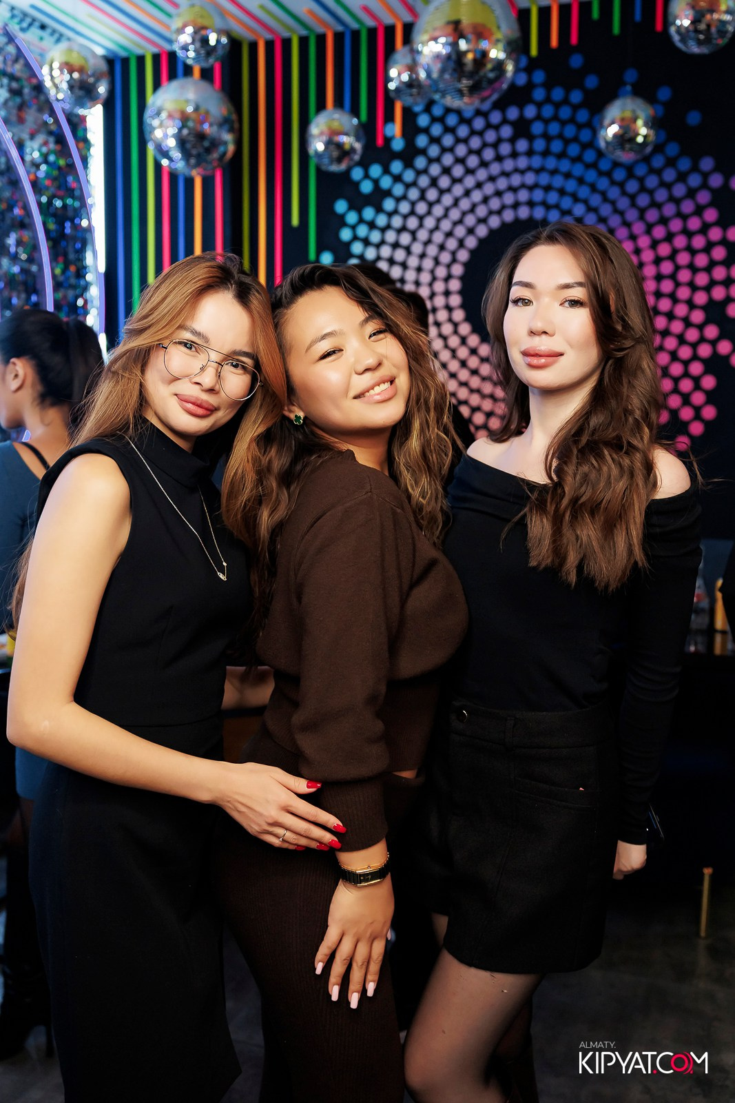 ЗАЯ, НА БИС. КИПЯТКОМ АЛМАТЫ! Фотосъемка мероприятий в Алматы