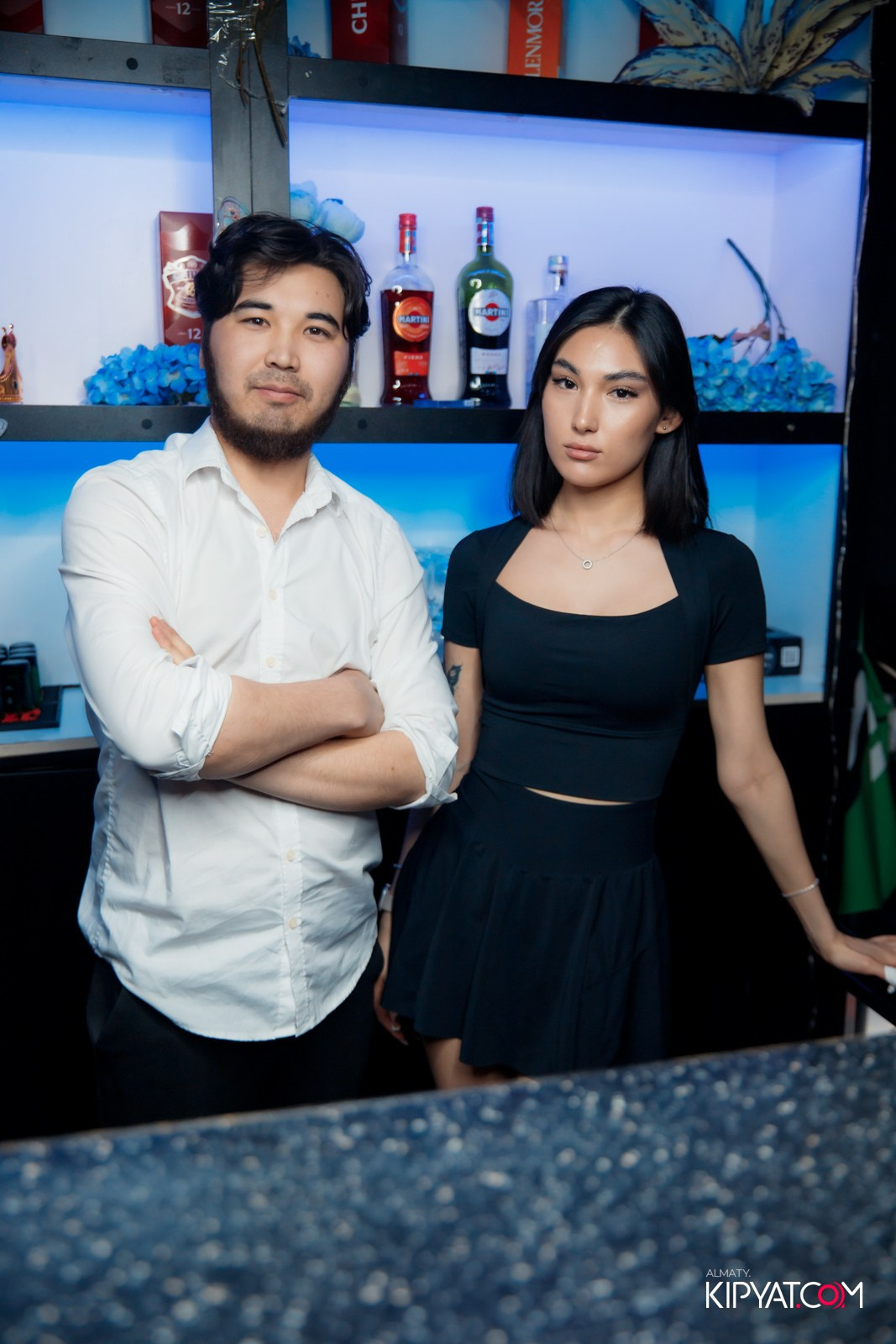 UYAT EMES BAR. КИПЯТКОМ АЛМАТЫ!