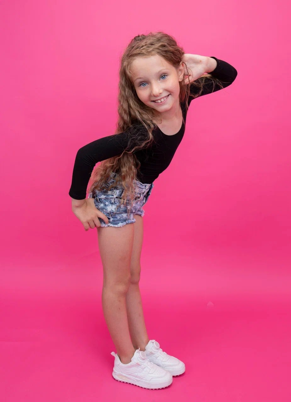 Макарова Мишель 8 ЛЕТ 134 СМ. Детское модельное агентство Musthave agency. База профессиональных моделей