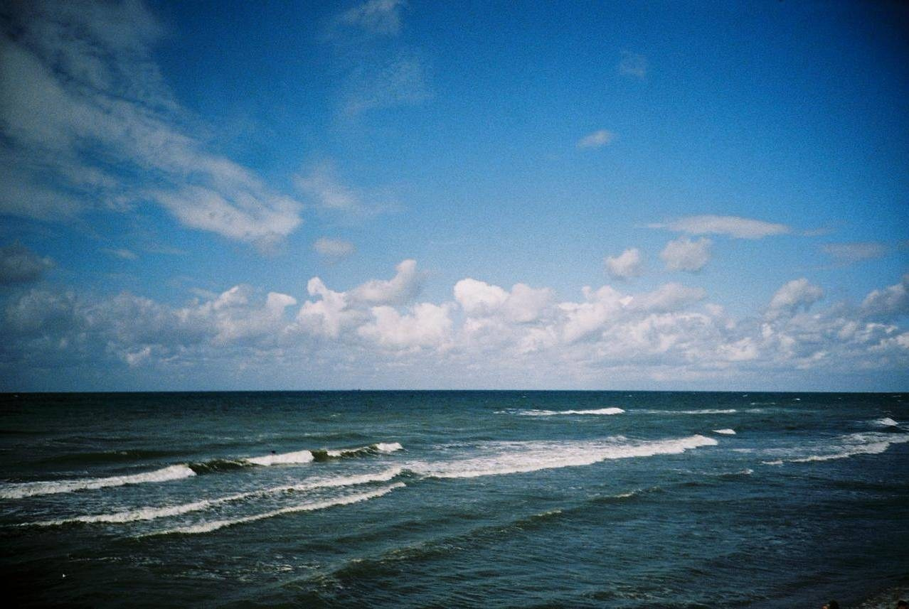 TATIANA DARINA — film photographer in St. Petersburg