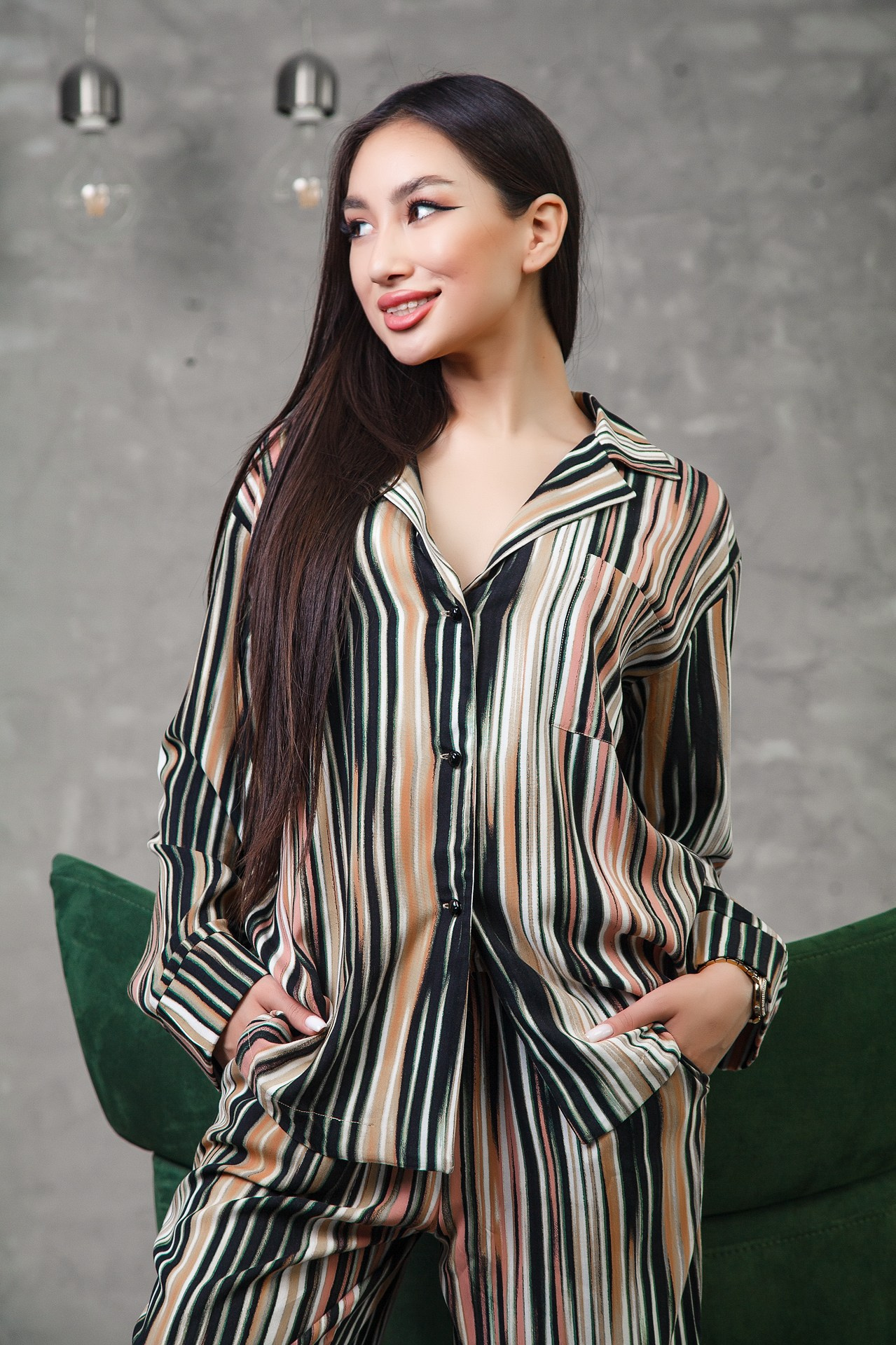 Реклама женской одежды. Натан Супервайзер по Продакшену