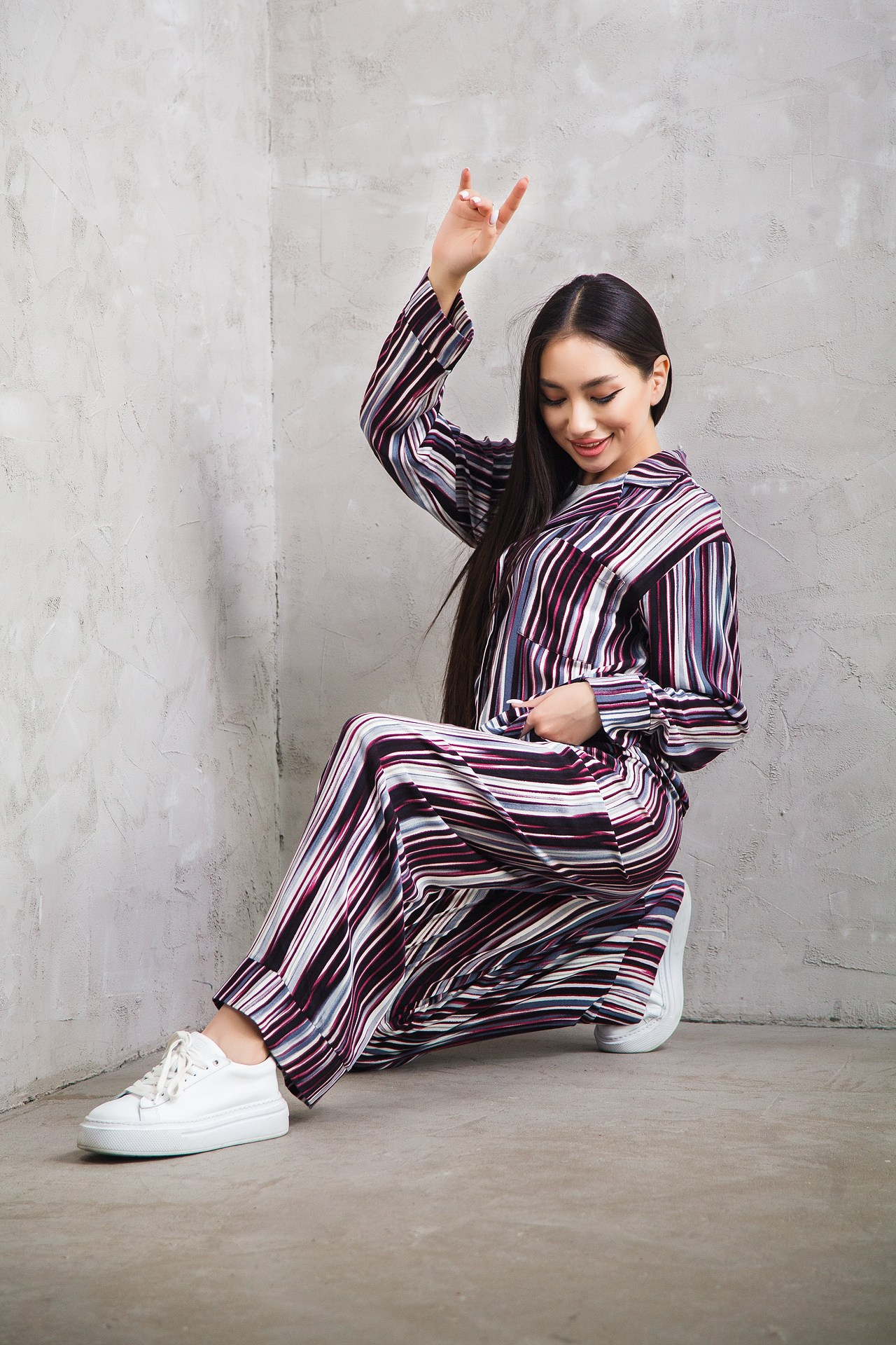 Реклама женской одежды. Натан Супервайзер по Продакшену