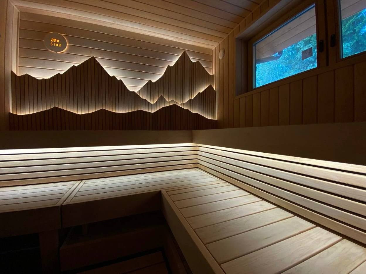 Первая из ныне сущестующих парная, реализованная по проекту «Горы». Наш совместный эксперимент с командой MBSaun. SaunaTopMasters
