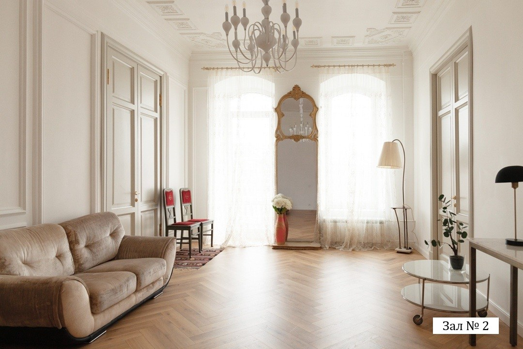 Фотозалы в атмосфере старого фонда. Портретный и семейный фотограф в Санкт-Петербурге Чугунова Анастасия