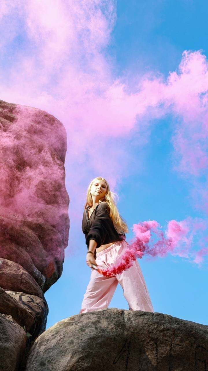 Фотографировать подростков очень интересно. Они вообще лучше тебя всё знают. Если бы могли, то сами бы фотографировали. 