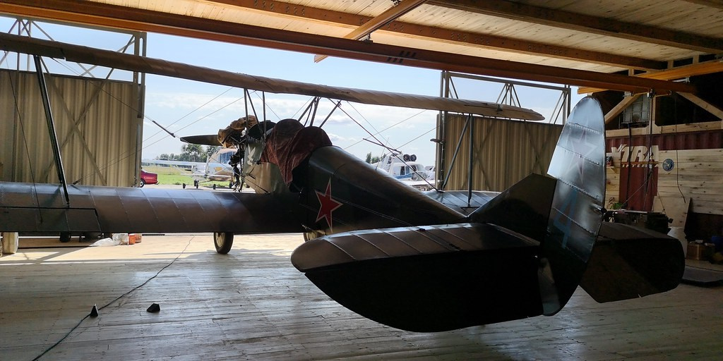 По-2. Авиационная техника для кино, рекламы и фотосессий