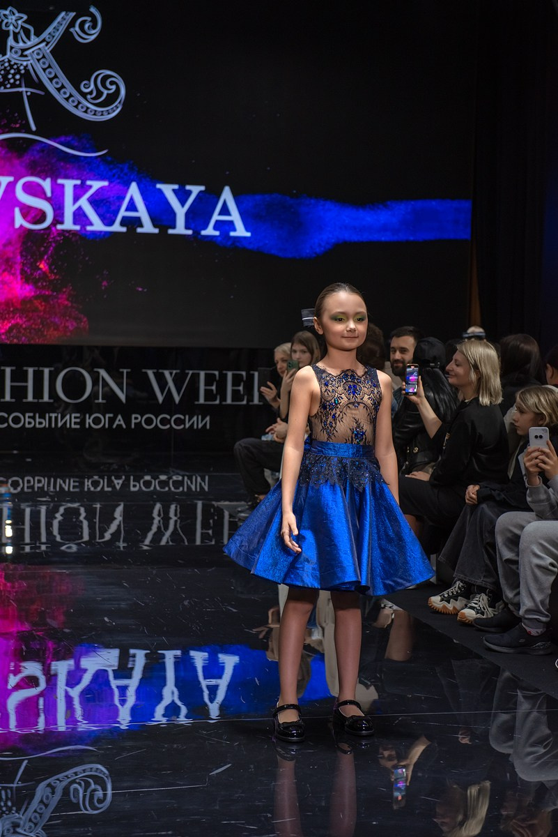 SochiFashionWeek2024 дизайнер Кибовская. Семейный и коммерческий фотограф в Сочи Александр Бодунов