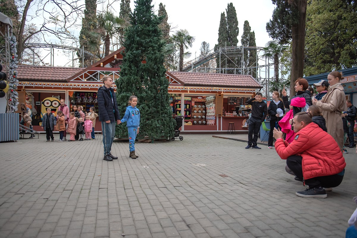 Парк Ривьера дефиле HAPPYkids. Семейный и коммерческий фотограф в Сочи Александр Бодунов
