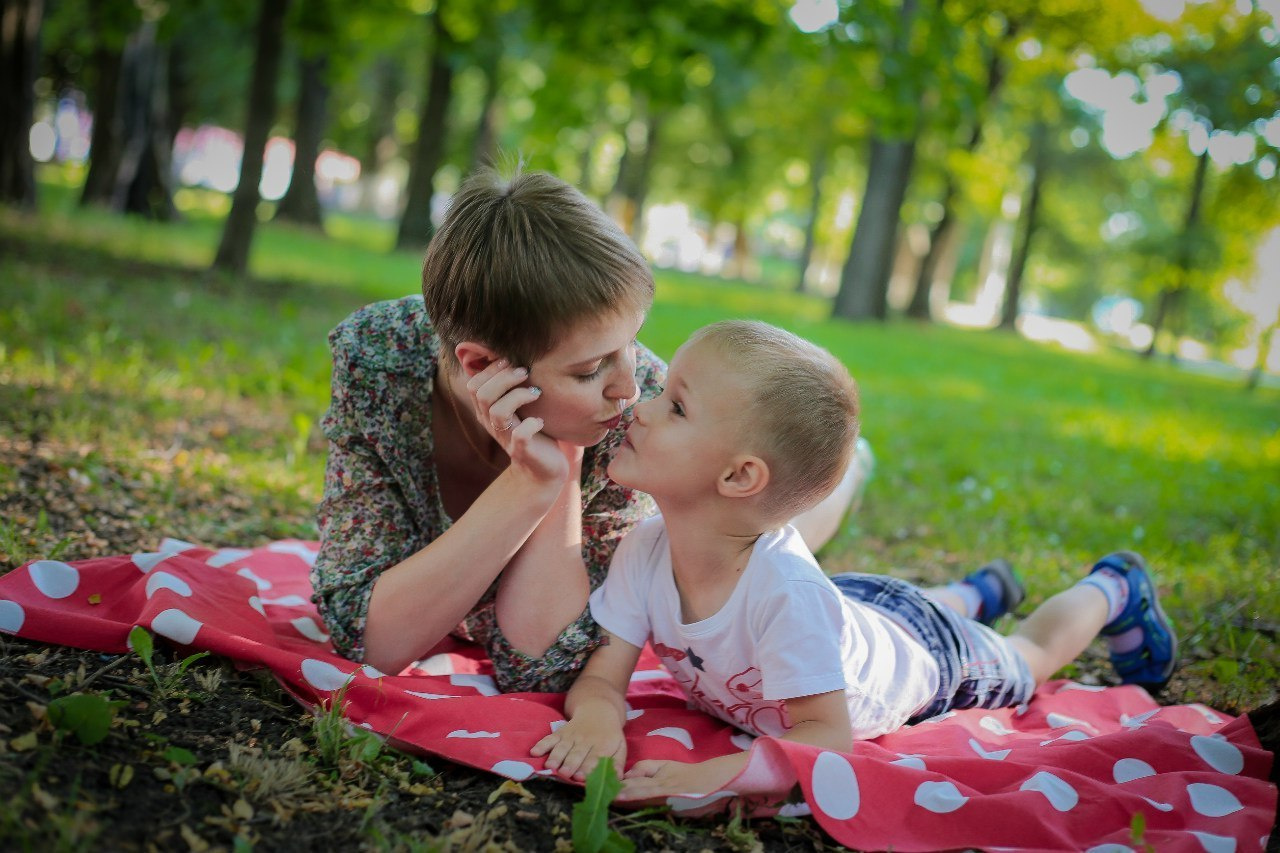 Фотосессии на природе, прогулочные фотосессии. Свадебный и семейный профессиональный фотограф в Ростове-на-Дону , Кри