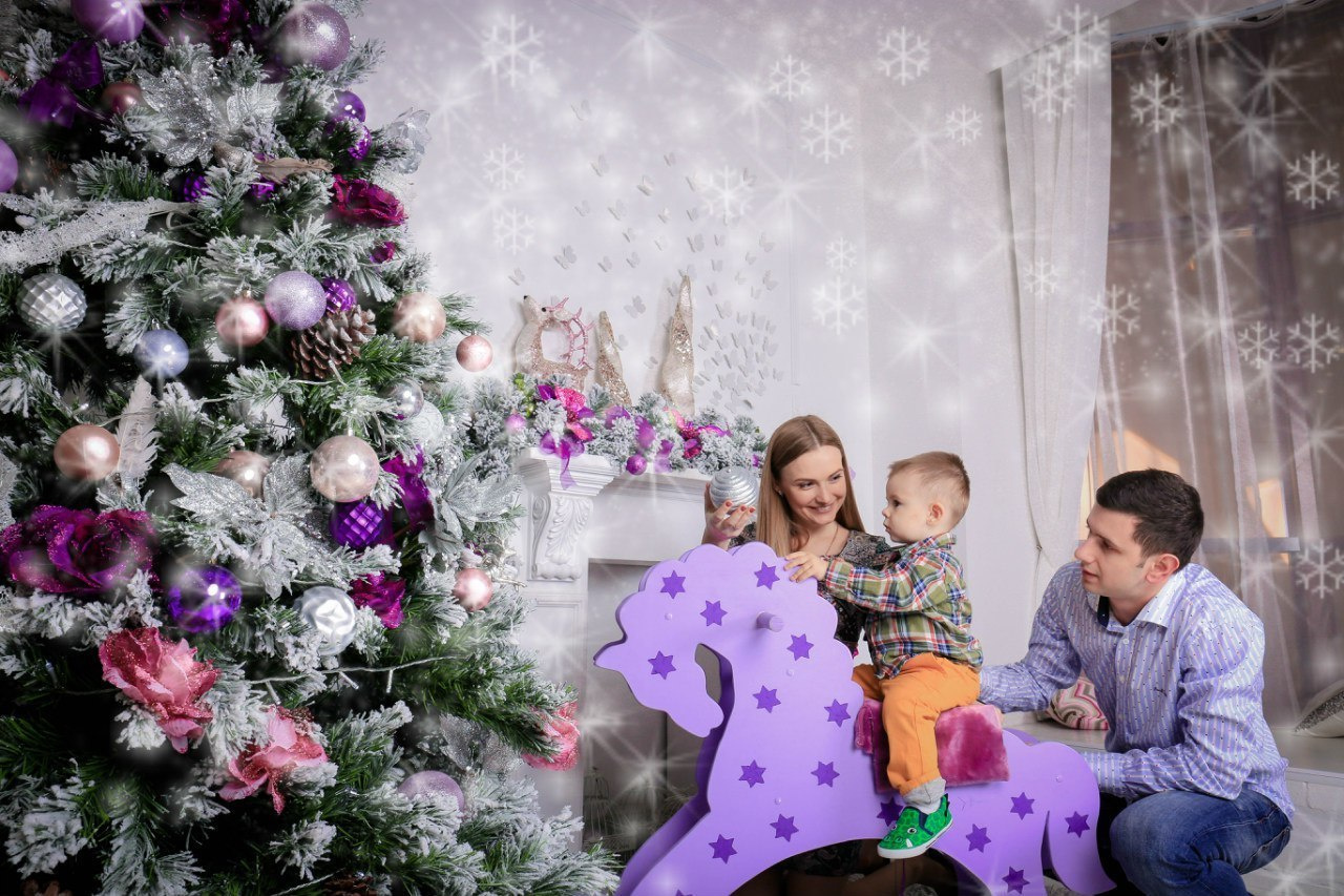 Новогодние фотосесии в фотостудии в Ростове - на - Дону. Свадебный и семейный профессиональный фотограф в Ростове-на-Дону , Кри