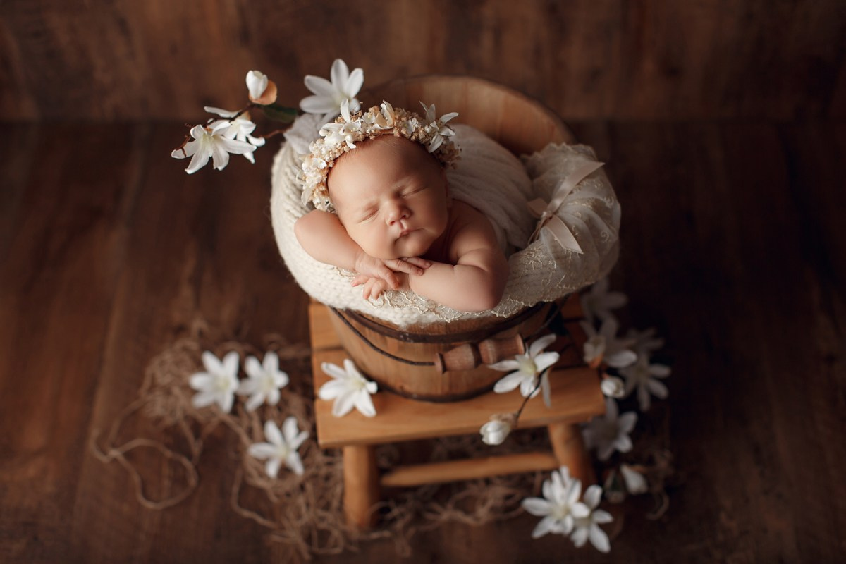 Ведро. Фотограф новорожденных, семейный фотограф в Санкт-Петербурге