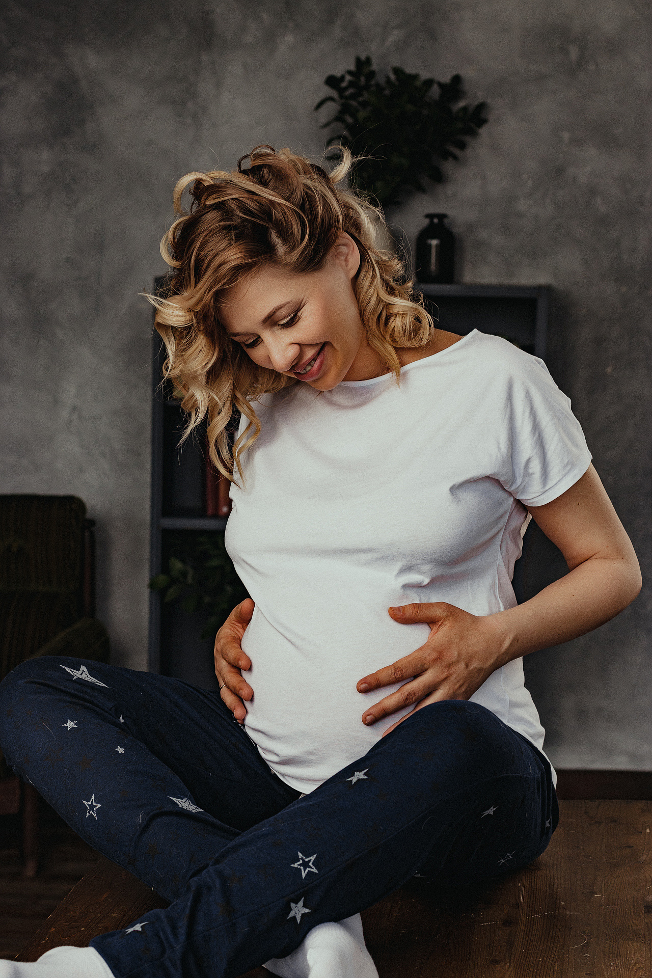 Фотосессия в студии в ожидании чуда в Санкт-Петербурге. Фотограф Маргарита Милева