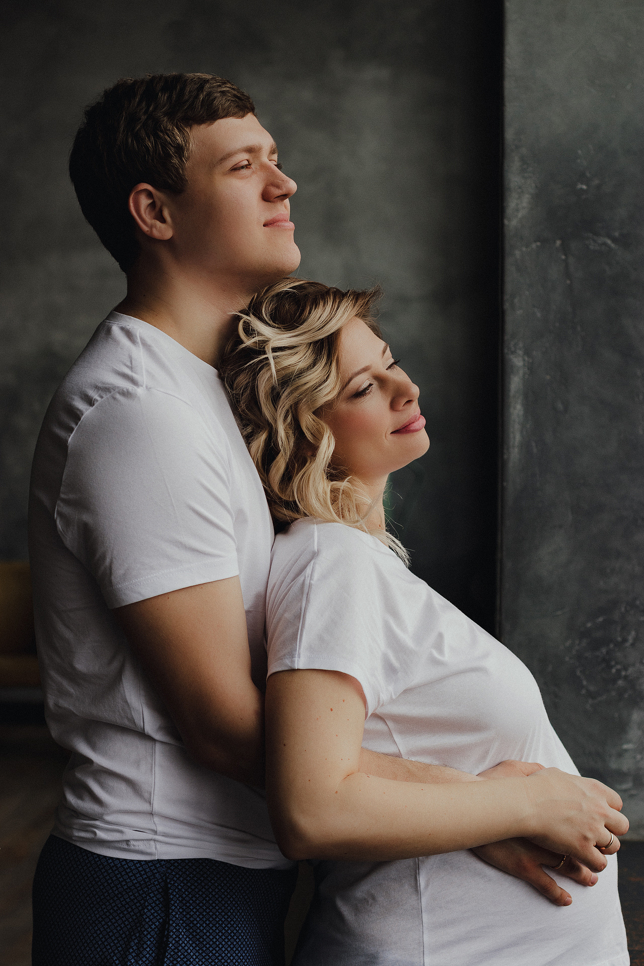 Фотосессия в студии в ожидании чуда в Санкт-Петербурге. Фотограф Маргарита Милева