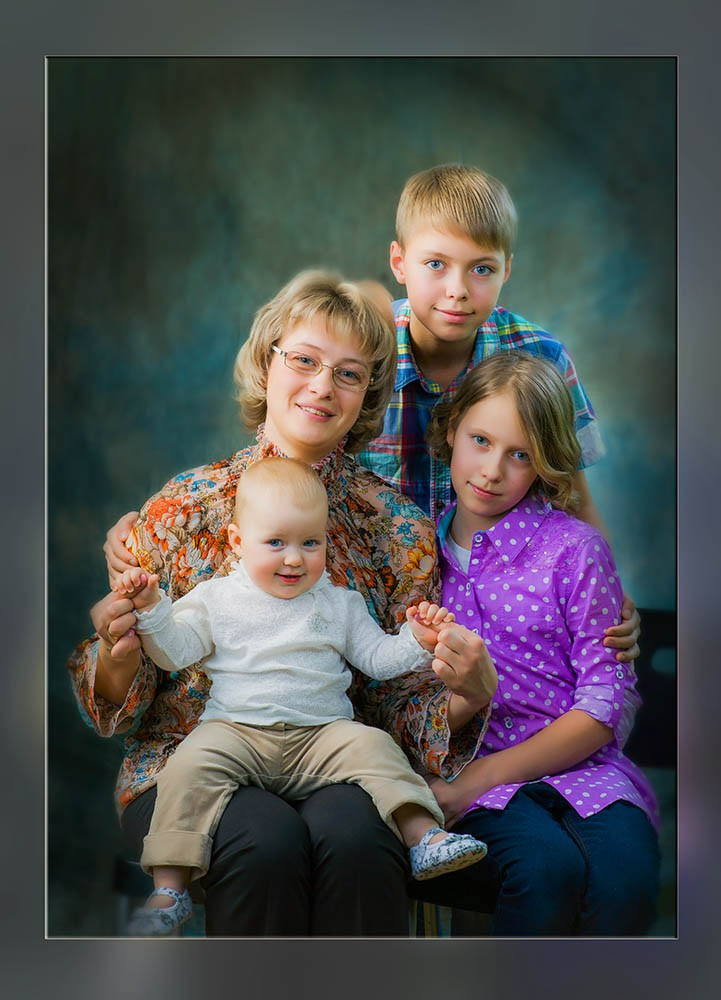 Семейные фотосъемки на выезде и в студии. Skazka.wfolio.pro