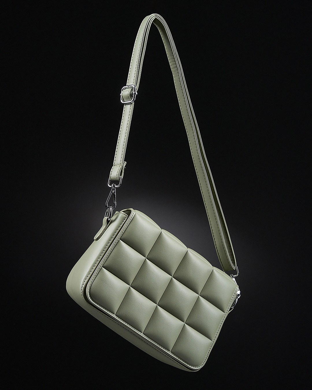 ГАРДЕРОБ БАЗА. Контент для маркетплейсов и соцсетей. Фото и видео съемка