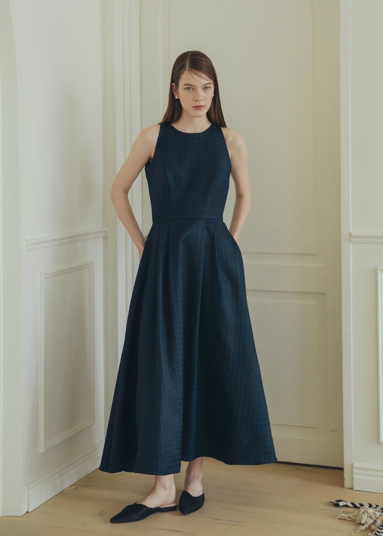 Sophia S. Modeling agency TM MODELS