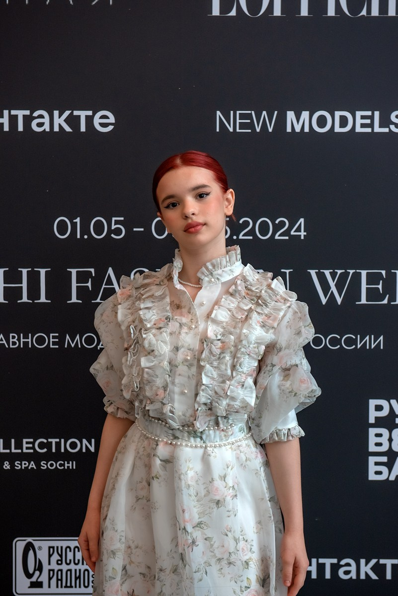 SochiFashionWeek2024 дизайнер Анохина. Семейный и коммерческий фотограф в Сочи Александр Бодунов