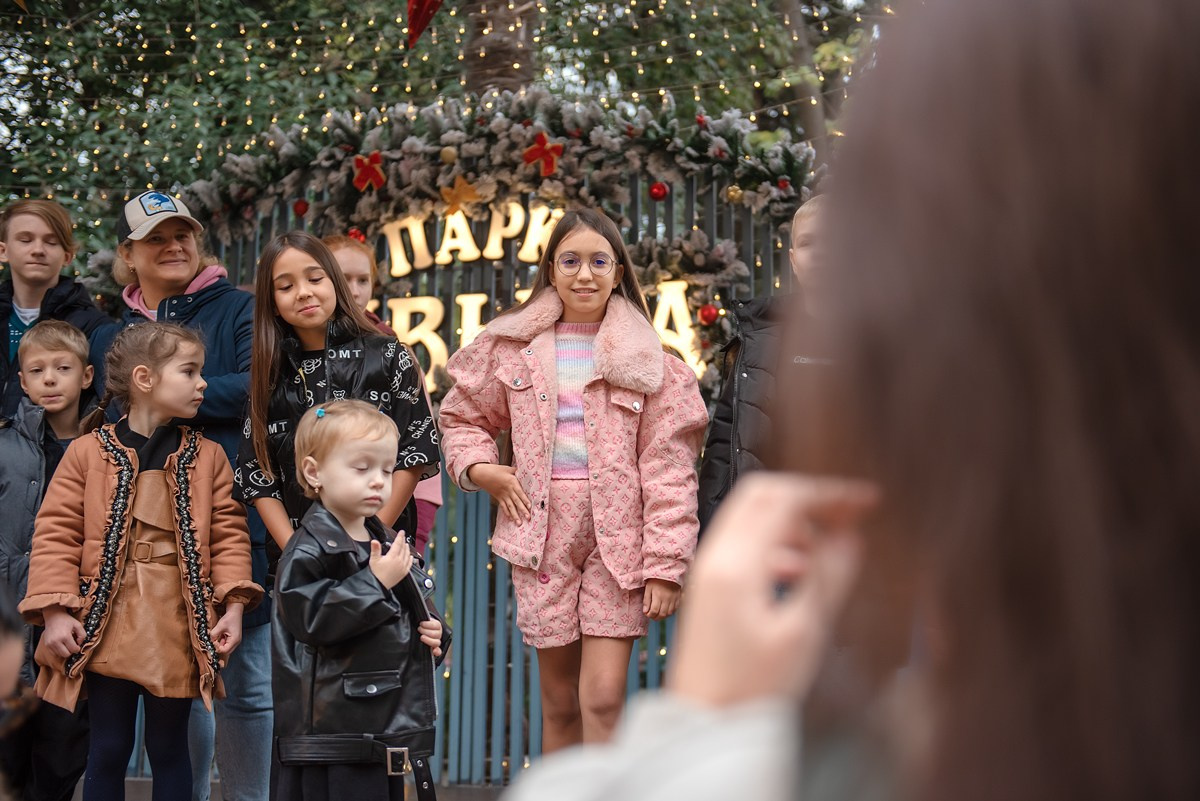 Парк Ривьера дефиле HAPPYkids. Семейный и коммерческий фотограф в Сочи Александр Бодунов